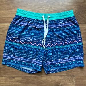 Chubbies - “The Favs” classic swim trunk - 5.5” - size Large - like new